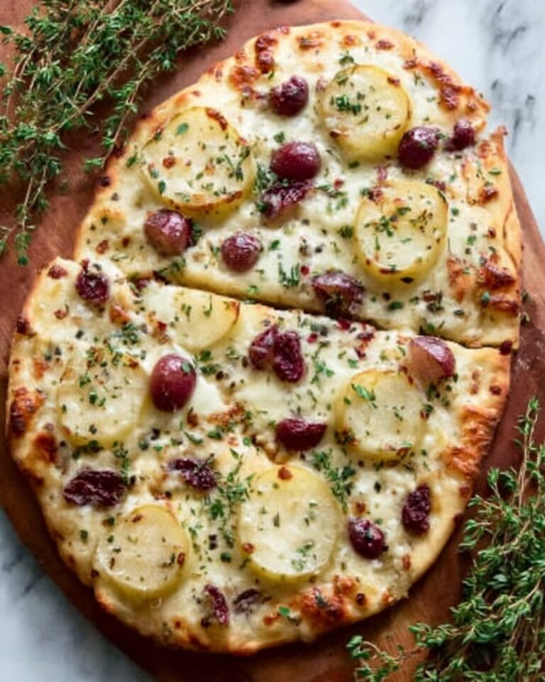 Pear, Brie, and Cranberry Flatbread Recipe