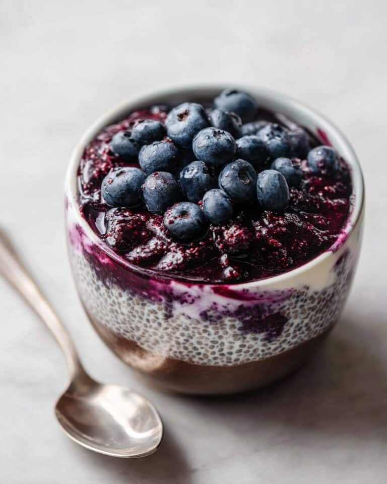 Blueberry Overnight Oats Recipe
