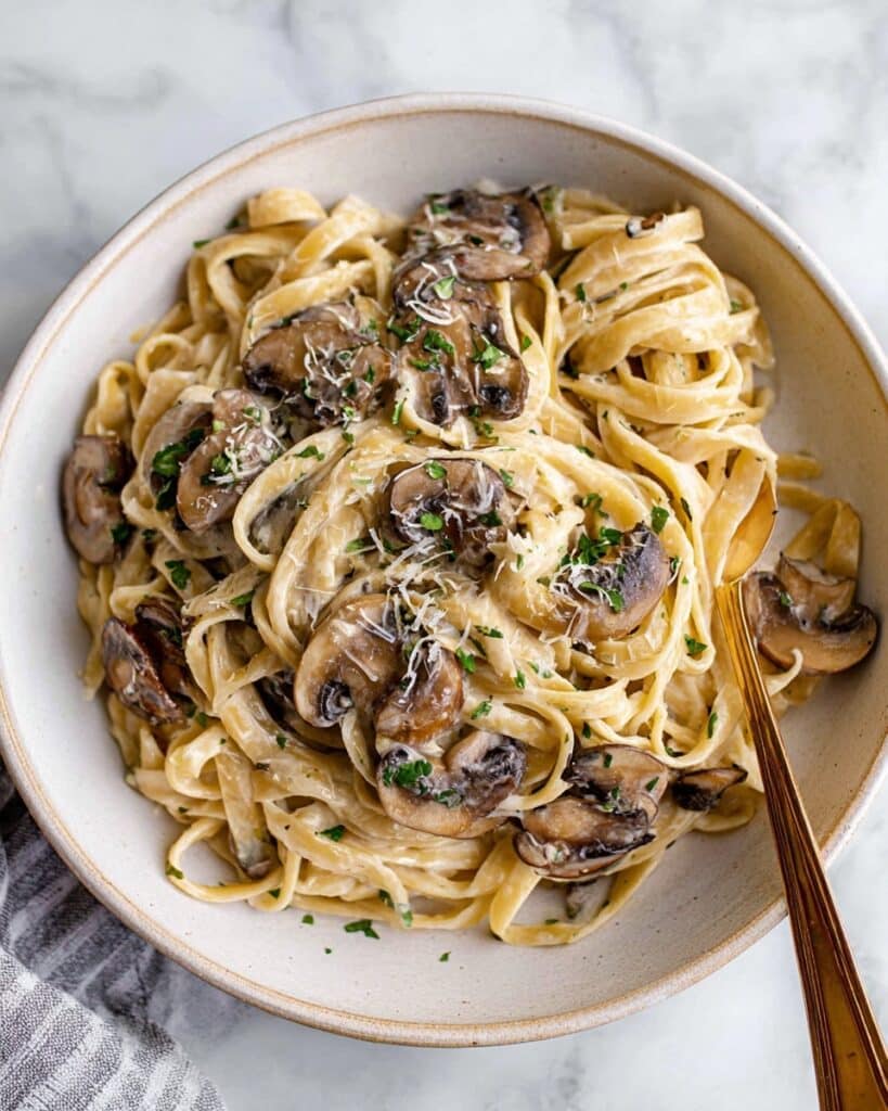 Creamy Mushroom Pasta Recipe